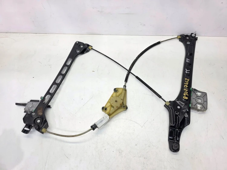 MECHANIZM SZYBY LINKI PRAWY PRZÓD AUDI TT 8J COUPE 8J0837462