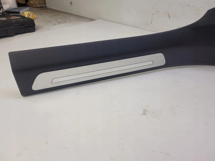 OSŁONA PROGU LED LEWY TYŁ AUDI A8 D4 4H4864607K
