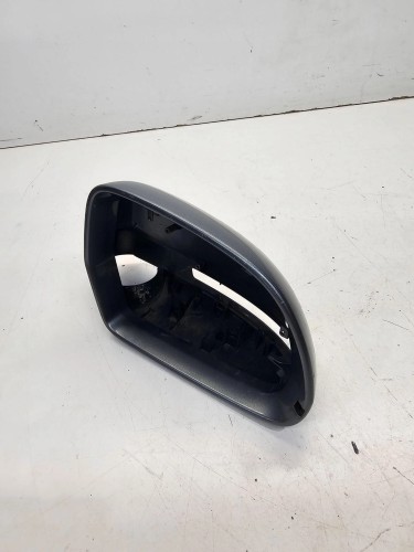 OBUDOWA LUSTERKA PRAWA AUDI A4 B8 A3 8P LIFT 8K0857528D LY7E