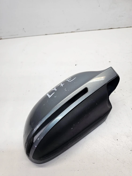 OBUDOWA LUSTERKA PRAWA AUDI A4 B8 A3 8P LIFT 8K0857528D LY7E