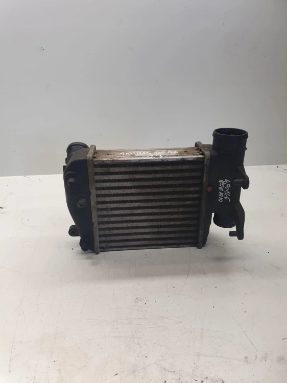 INTERCOOLER CHŁODNICA AUDI A6 C6 3.0 4F0145806AA