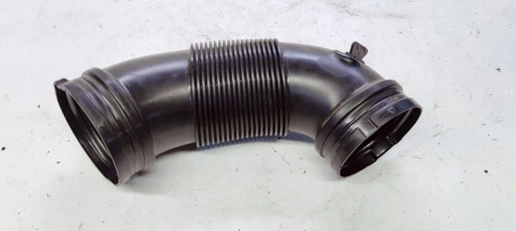 RURA SSĄCA POWIETRZA AUDI A6 C8 A7 059129616K