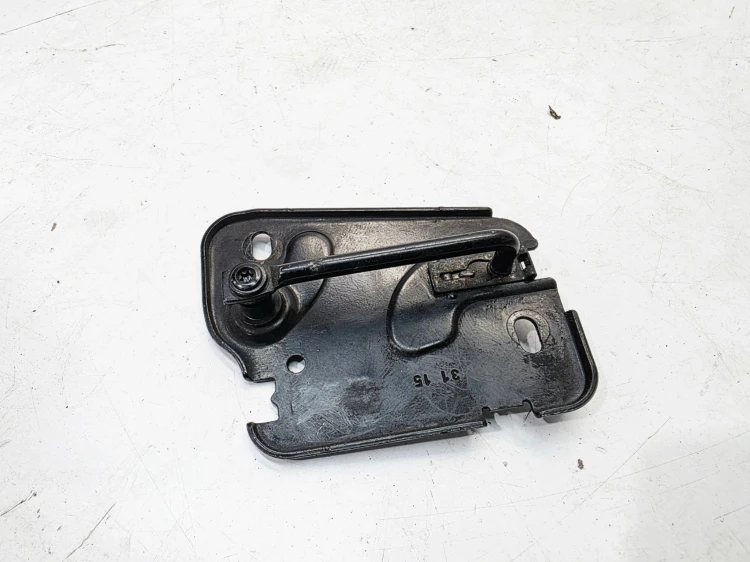ZAMEK MASKI RYGIEL PRAWY AUDI A3 8V 8V0823186B