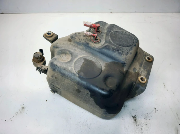 ZBIORNIK PALIWA PŁYNU ADBLUE AUDI A4 B8 A5 8T 2.0 TDI 8K0131878F