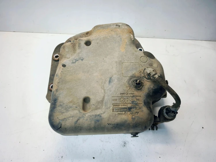 ZBIORNIK PALIWA PŁYNU ADBLUE AUDI A4 B8 A5 8T 2.0 TDI 8K0131878F
