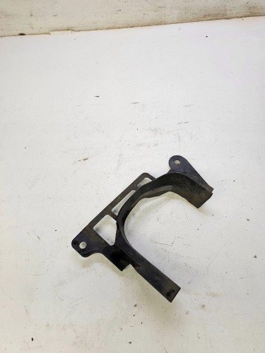 OSŁONA PÓŁOSI PRAWA AUDI A6 C8 4K 4K0863188D