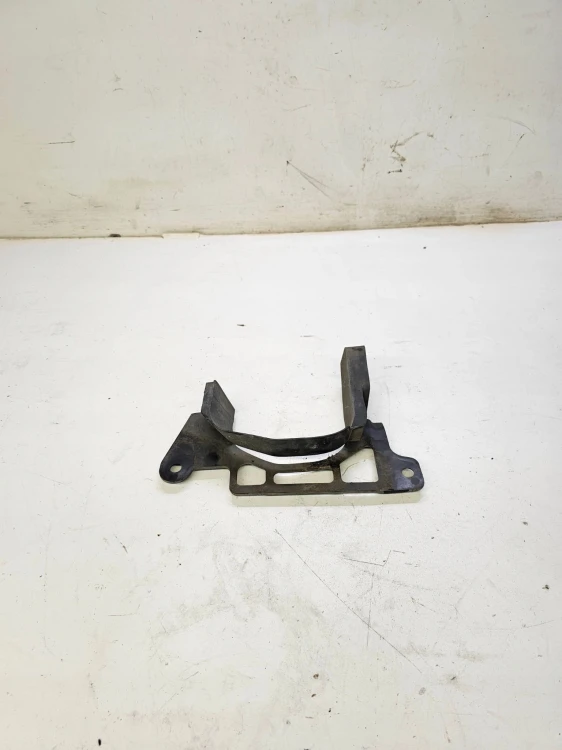 OSŁONA PÓŁOSI PRAWA AUDI A6 C8 4K 4K0863188D