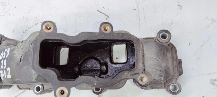 KOLEKTOR SSĄCY AUDI A4 A5 2.7 TDI 059129712 AIC