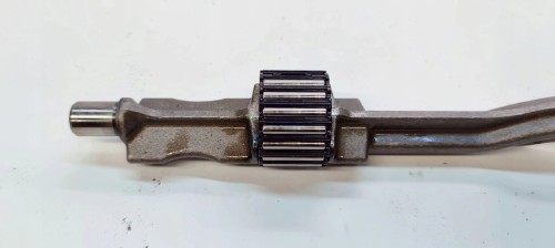 WAŁEK BALANSUJĄCY AUDI VOLKSWAGEN SEAT 2.0 TFSI TSI 06K103333N 06K103337A
