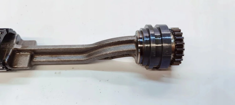 WAŁEK BALANSUJĄCY AUDI VOLKSWAGEN SEAT 2.0 TFSI TSI 06K103333N 06K103337A