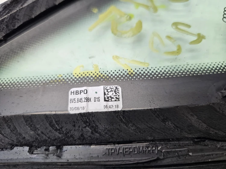 SZYBA KAROSERYJNA PRAWY TYŁ AUDI A3 8V SEDAN 2015R 8V5845298k