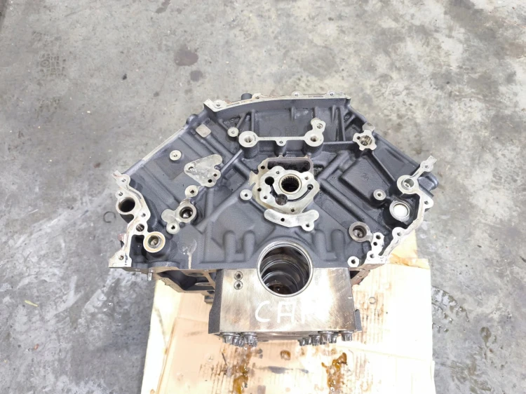 BLOK SILNIKA AUDI A4 B8 A5 8T 2.7 TDI CAM 059103021BP