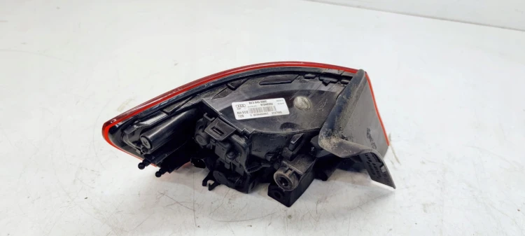 LAMPA PRAWY TYŁ AUDI A3 8V 3 DRZWI 8V3945096C