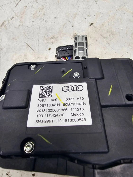 WYBIERAK LEWAREK AUTOMAT AUDI Q5 FY 80B713041N EUROPA