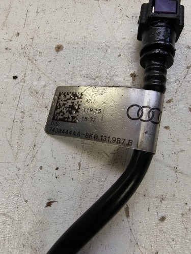 WĄŻ PRZEWÓD ADBLUE AUDI A4 A5 A6 8K0131987B