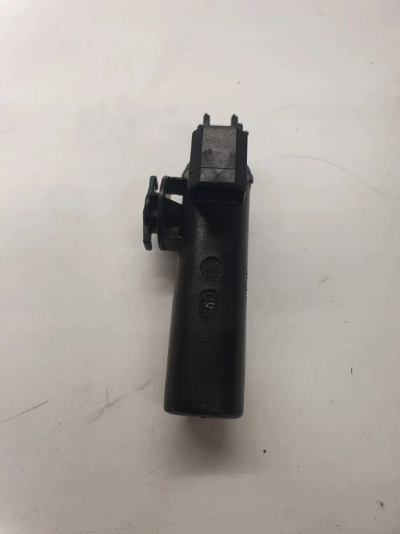 SIŁOWNIK SCHOWKA AUDI A4 B8 A5 Q5 A3 8P 8K2880324