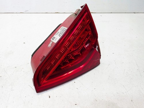 LAMPA PRAWY TYŁ Z KLAPY LED AUDI A5 8T LIFT 8T0945094C USZKODZONA
