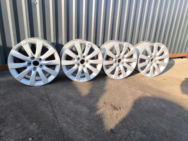 FELGA FELGI VW AUDI A3 A4 A6 ITP 8.0J R17 ET47 8K0601025C R*21* KOMPLET !!!
