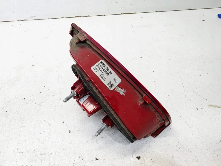 LAMPA PRAWY TYŁ Z KLAPY LED AUDI A5 8T LIFT 8T0945094C USZKODZONA