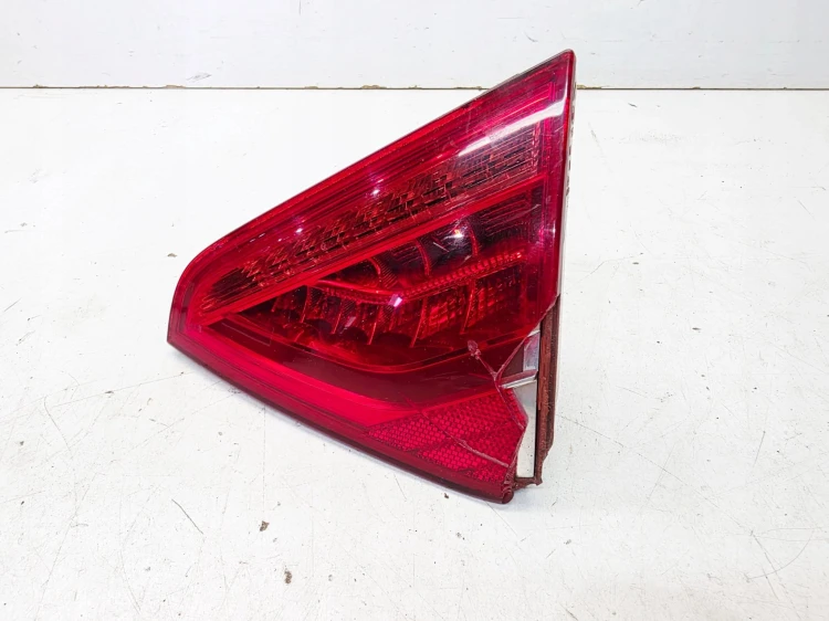 LAMPA PRAWY TYŁ Z KLAPY LED AUDI A5 8T LIFT 8T0945094C USZKODZONA