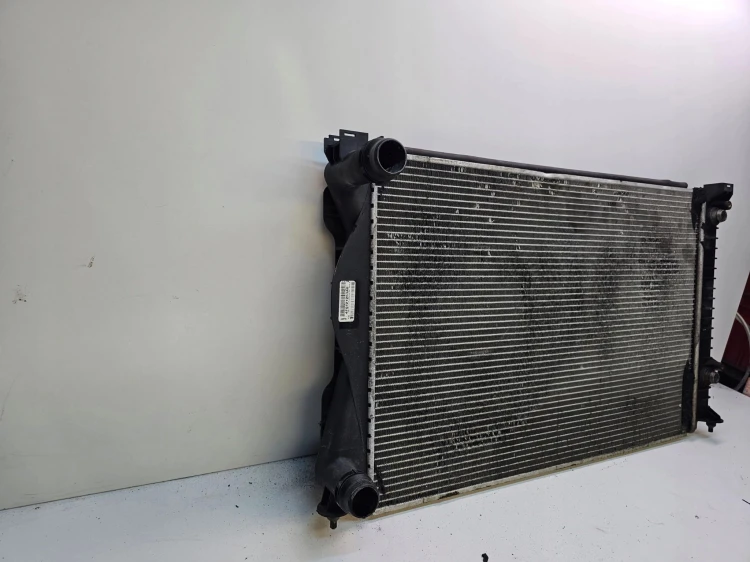 CHŁODNICA WODY 2.0 TDI AUDI A6 C6 4F0121251AE