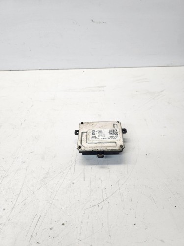 PRZETWORNICA REFLEKTORA AUDI A3 8V A4 A5 A6 A7 A8 4G0907697D