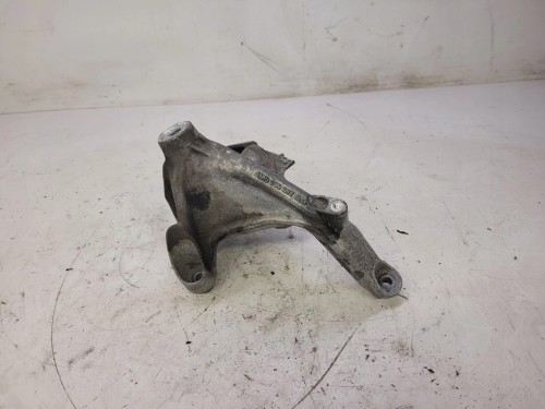 ŁAPA SILNIKA LEWA AUDI A4 B9 A5 4M0199307AD