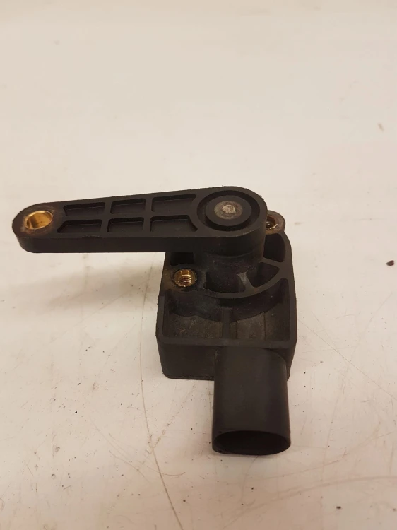 CZUJNIK POZIOMOWANIA ŚWIATEŁ AUDI A4 A5 1T0907503