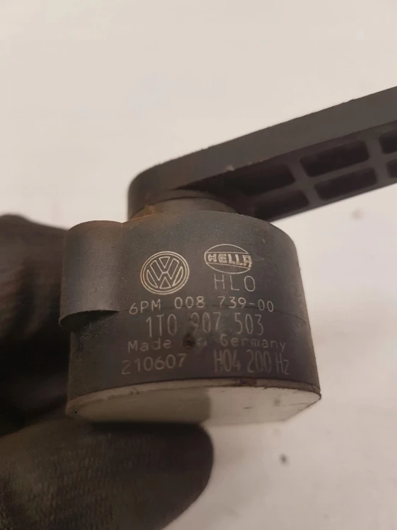 CZUJNIK POZIOMOWANIA ŚWIATEŁ AUDI A4 A5 1T0907503