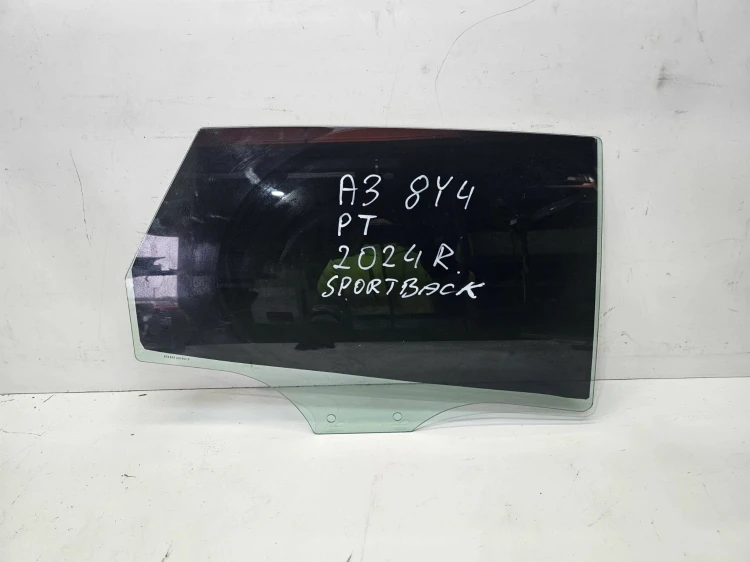 SZYBA BOCZNA DRZWI PRAWY TYŁ AUDI A3 8Y SPORTBACK 2024 8Y0845206A