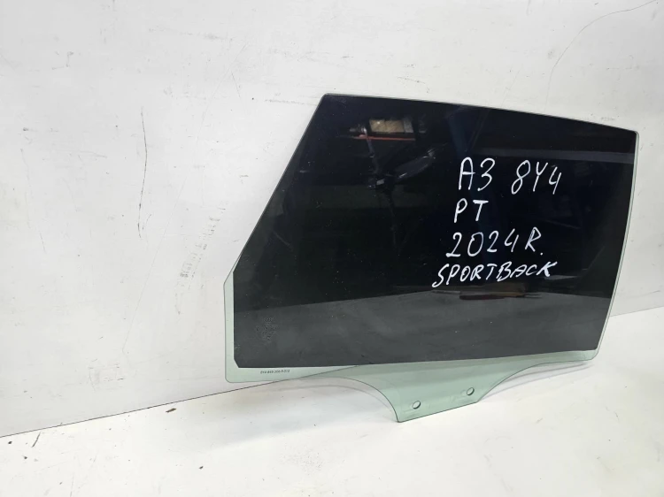 SZYBA BOCZNA DRZWI PRAWY TYŁ AUDI A3 8Y SPORTBACK 2024 8Y0845206A