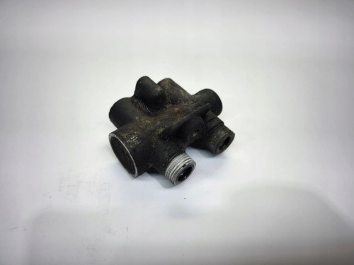 REGULATOR TEMPERATURY OLEJU AUDI Q7 4L 7L0317027A