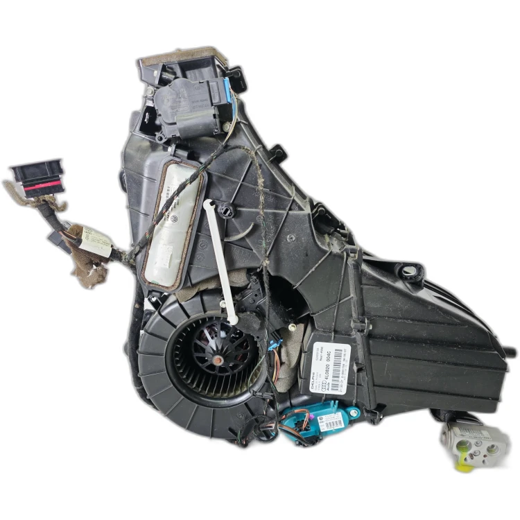 NAGRZEWNICA TYLNA TYŁ AUDI Q7 4L 4L0820004C