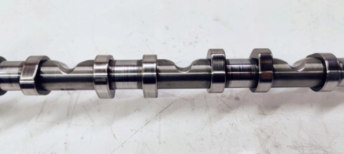 WAŁEK ROZRZĄDU WYDECH AUDI A3 A4 1.8 TFSI 06H102H