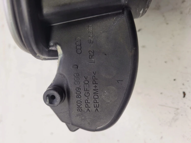 KLAPKA WLEWU PALIWA AUDI A4 B8 8K0809999D LX7W