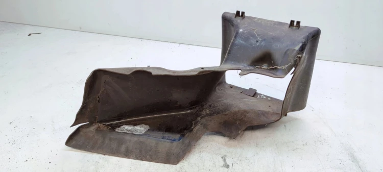 KIEROWNICA POWIETRZA LEWA AUDI A4 B7 2.0 TFSI 8E0117335N