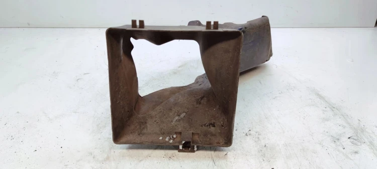 KIEROWNICA POWIETRZA LEWA AUDI A4 B7 2.0 TFSI 8E0117335N