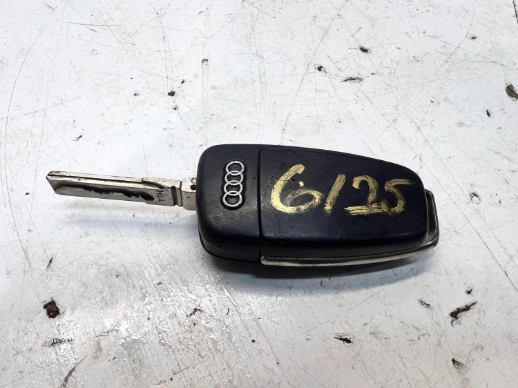 KLUCZYK PILOT SCYZORYK AUDI A6 C6 Q7 4F0837220D 6/25