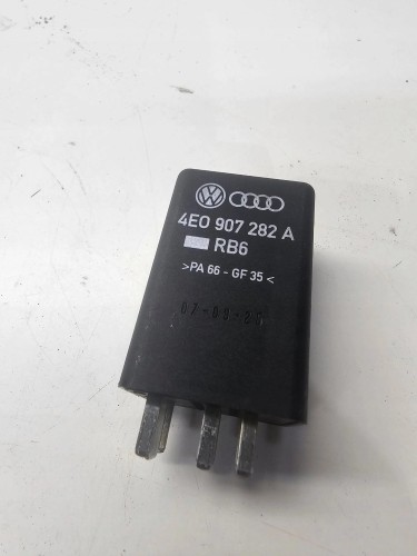 PRZEKAŹNIK ŚWIEC ŻAROWYCH AUDI VOLKSWAGEN SEAT SKODA 4E0907282A 639
