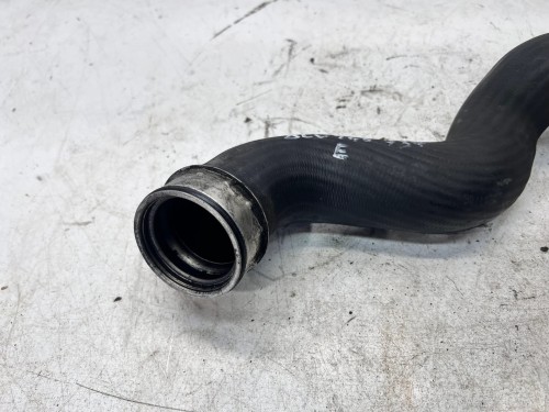 RURA PRZEWÓD INTERCOOLERA AUDI A4 B7 8E0145737E