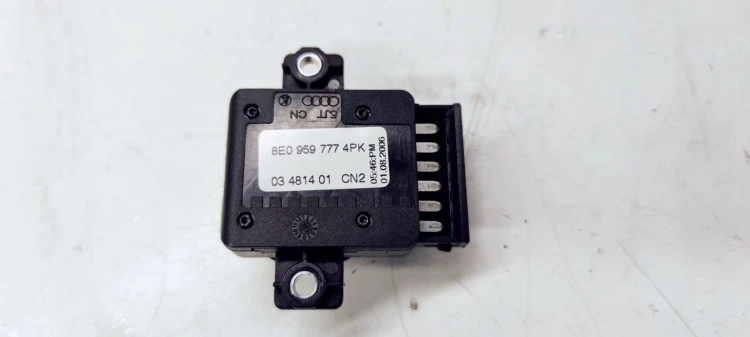 REGULACJA FOTELA AUDI A4 B7 A6 C6 Q7 8E0959777 4PK