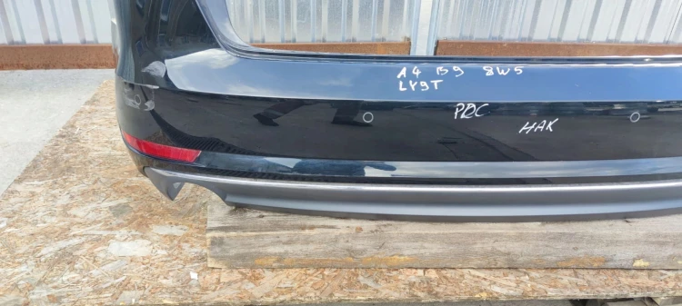 ZDERZAK TYŁ KOMPLETNY AUDI A4 B9 SEDAN LY9T 4X PDC HAK