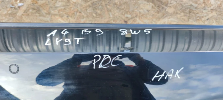 ZDERZAK TYŁ KOMPLETNY AUDI A4 B9 SEDAN LY9T 4X PDC HAK