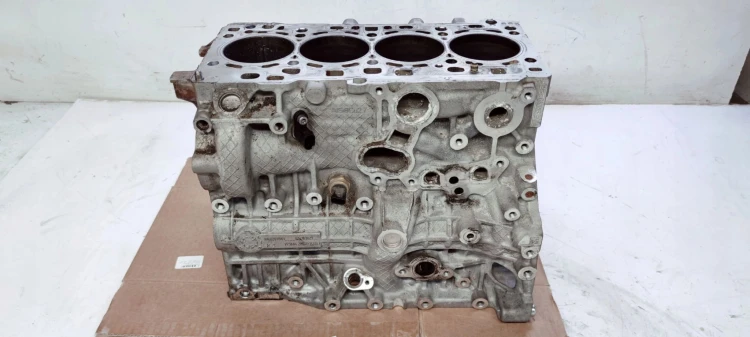BLOK SILNIKA AUDI A6 C8 DFB 2.0 TDI 05L103023