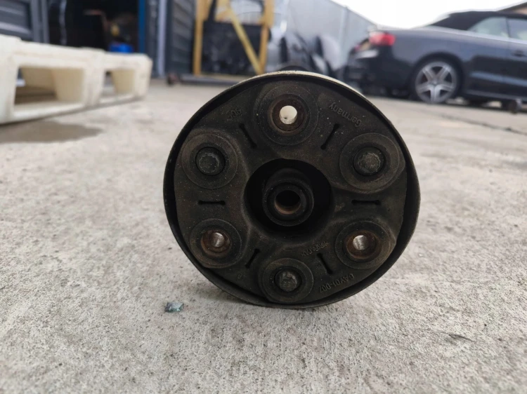 WAŁ NAPĘDOWY AUDI Q3 8U 2.0 TDI QUATTRO ORYGINAŁ 5N0521101P !!!