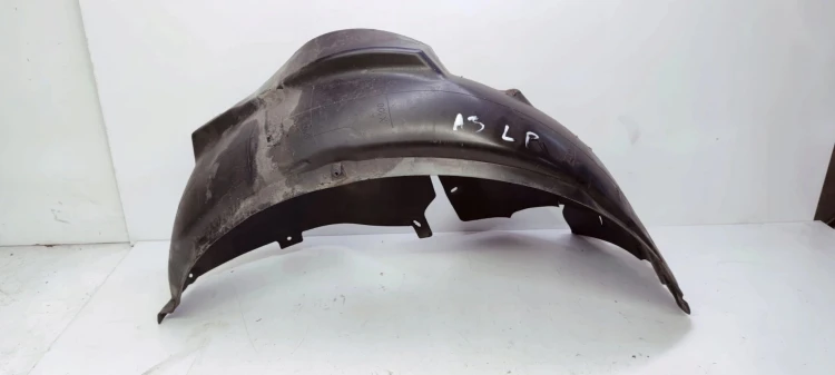 NADKOLE LEWY PRZÓD AUDI A3 8P 8P0821171G *5*