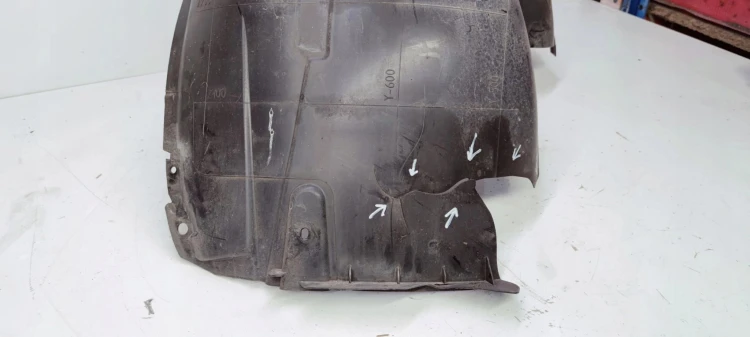 NADKOLE LEWY PRZÓD AUDI A3 8P 8P0821171G *5*