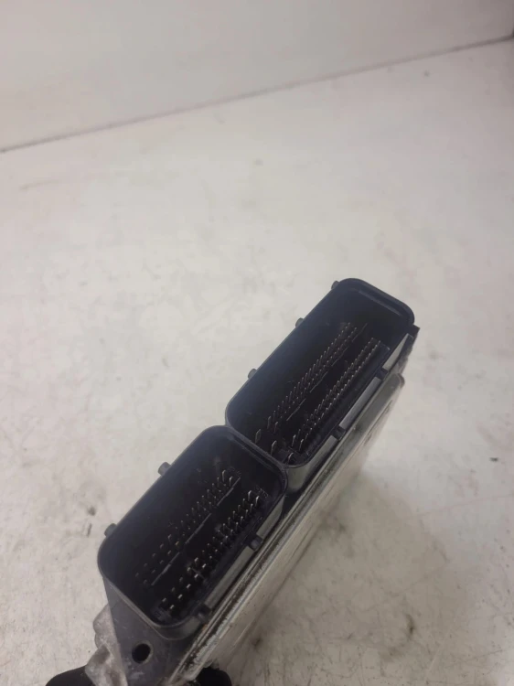 STEROWNIK SILNIKA AUDI A3 8P VW 1,8 TFS 8P7907115H