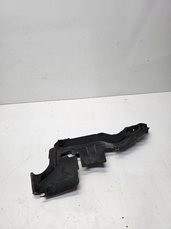 KIEROWNICA POWIETRZA PRAWA AUDI A6 C6 LIFT 4F0121284BQ