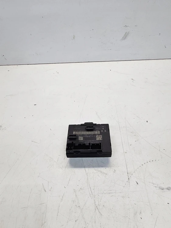 MODUŁ STEROWNIK DRZWI AUDI A3 8V 5Q0959595A